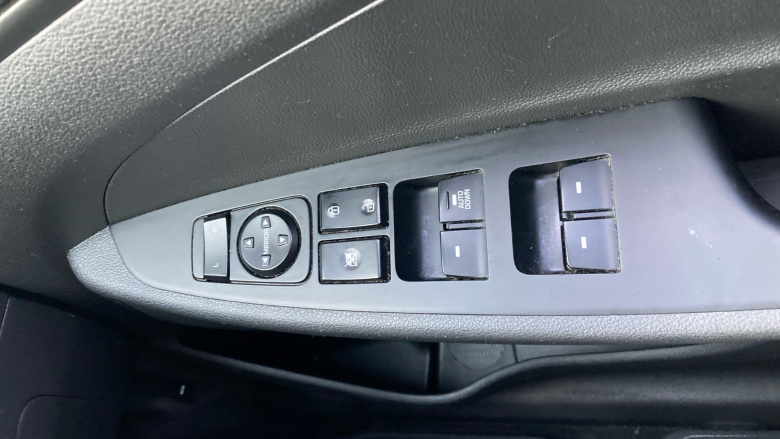 Hyundai Tucson 1.6 GDi Blue Drive S 5dr 2WD Petrol Estate